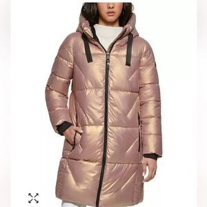 DKNY Women's Metallic Puffer Coat Size Medium New No Tags